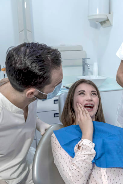 Best Tooth Infection Emergency Dentist  in Coleraine, MN